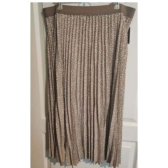 Vince Camuto Beige Polka‎ Dot Pleated Midi Skirt NWT Elastic Waist Pull On XXL - Picture 2 of 9